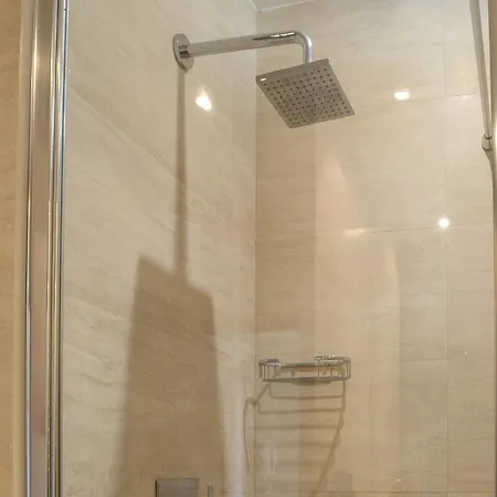 Apartment One-bedroom In Nice